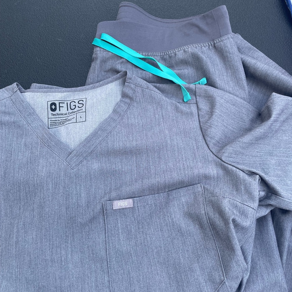 Figs Gray Scrub Set with Teal Accents